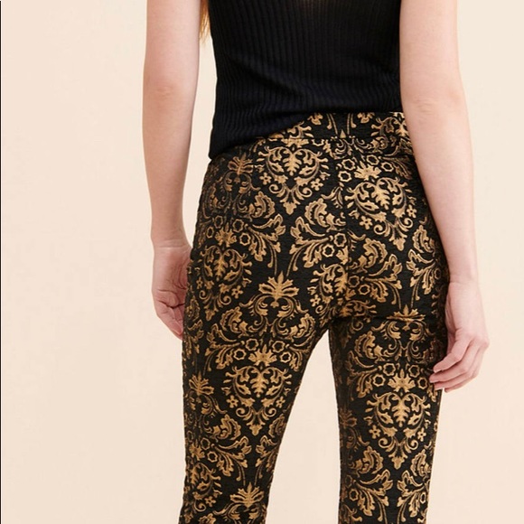 Urban Outfitters Womens Pants Tapestry Jacquard Cropped Black Gold Size 6 - Picture 4 of 16